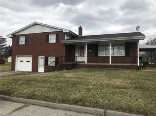 745 Vogan St, New Castle, PA 16101