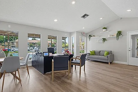 Forestlake Apartments — Photo 43