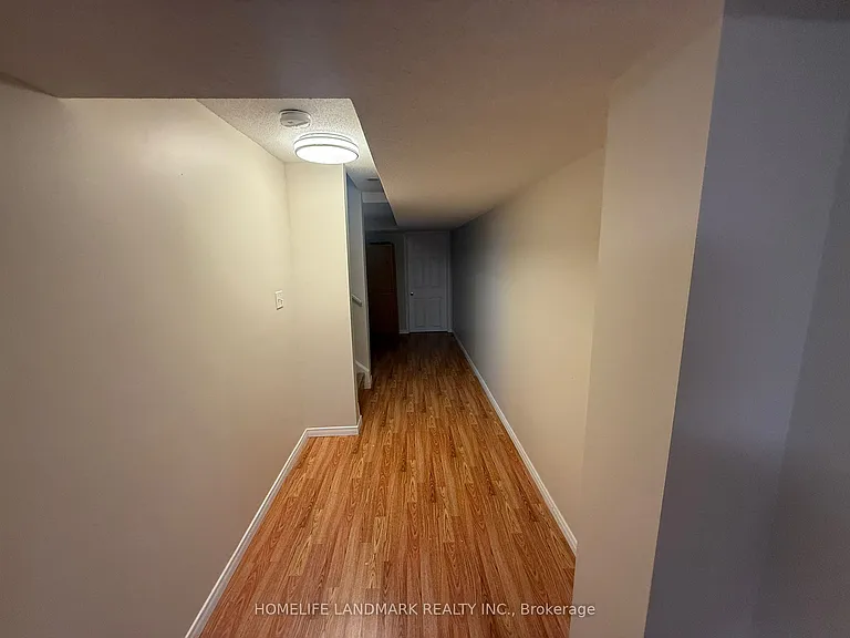 33 Silver Linden Dr — Photo 17