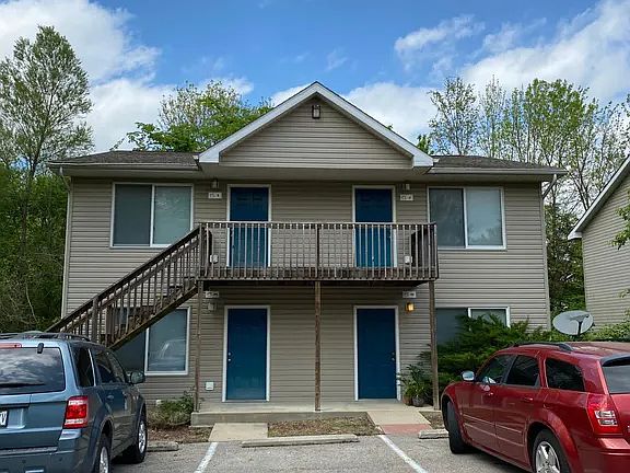 One bedroom apartment building.