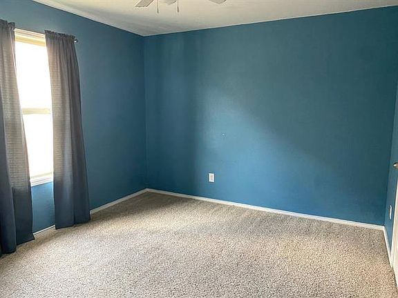 5th image of 709 Whitemarsh Ln
