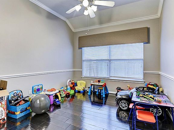 3rd image of 3606 Pillar Cove Ln