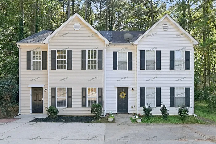 3 bed, 2.5 bath, 1340 sqft, $1,985 — Photo 1