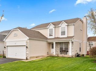 47 Wildflower Way, Streamwood, IL 60107