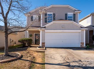 3434 Charterhall Ln, Charlotte, NC