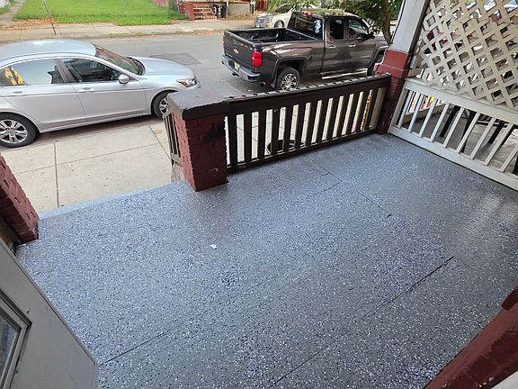 2nd image of 356 Walnut Ave
