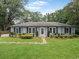 1369 N Quentin Rd, Palatine, IL 60067