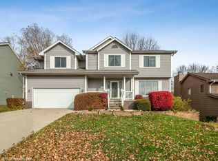 2321 Park Dr, West Des Moines, IA 50265
