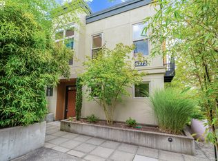 6273 NE Carillion Dr UNIT 101, Hillsboro, OR 97124