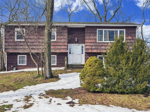 19 Sheridan Avenue, Congers, NY 10920