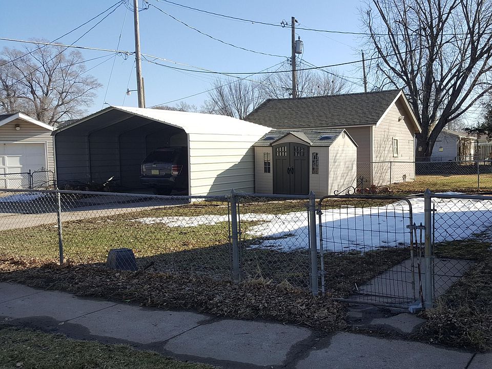 2nd image of 2228 Ave F