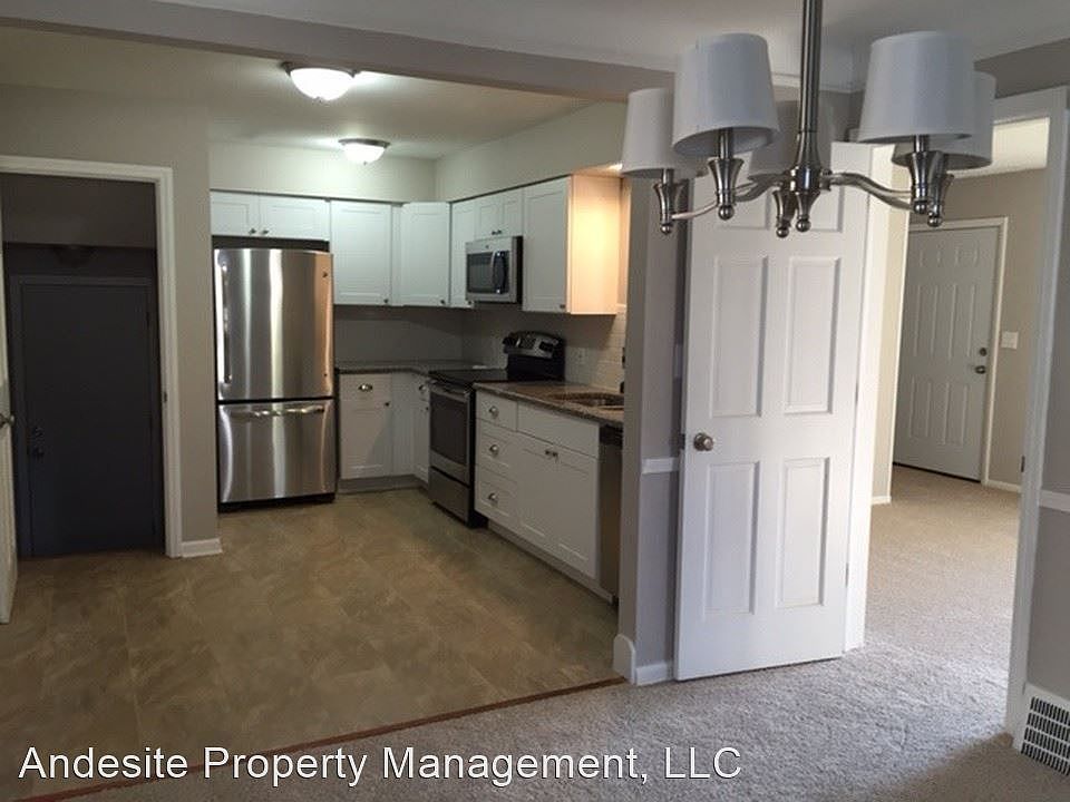1st image of 1388 Villa Dr
