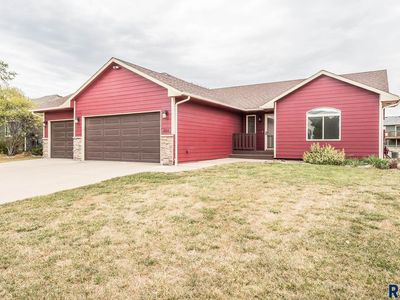 404 United Ave, Harrisburg, SD, 57032