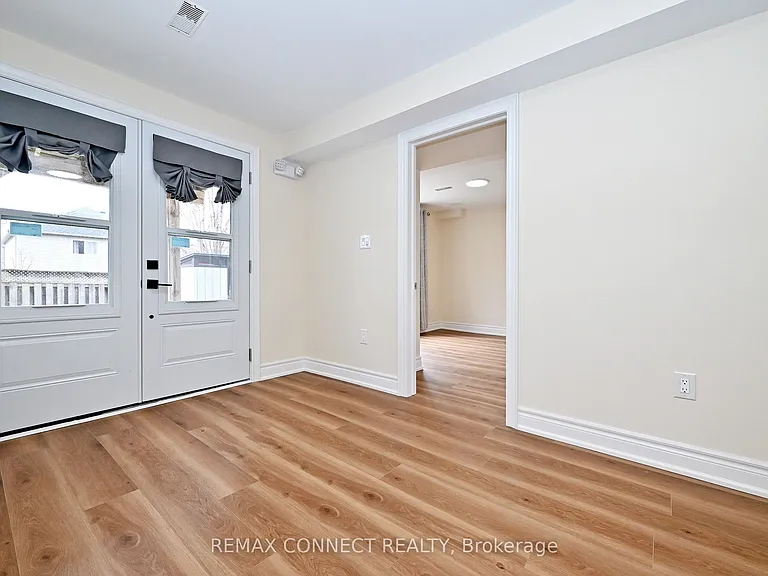 1788 Shelburne St — Photo 22
