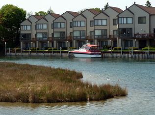 211 S Main St, Cheboygan, MI 49721