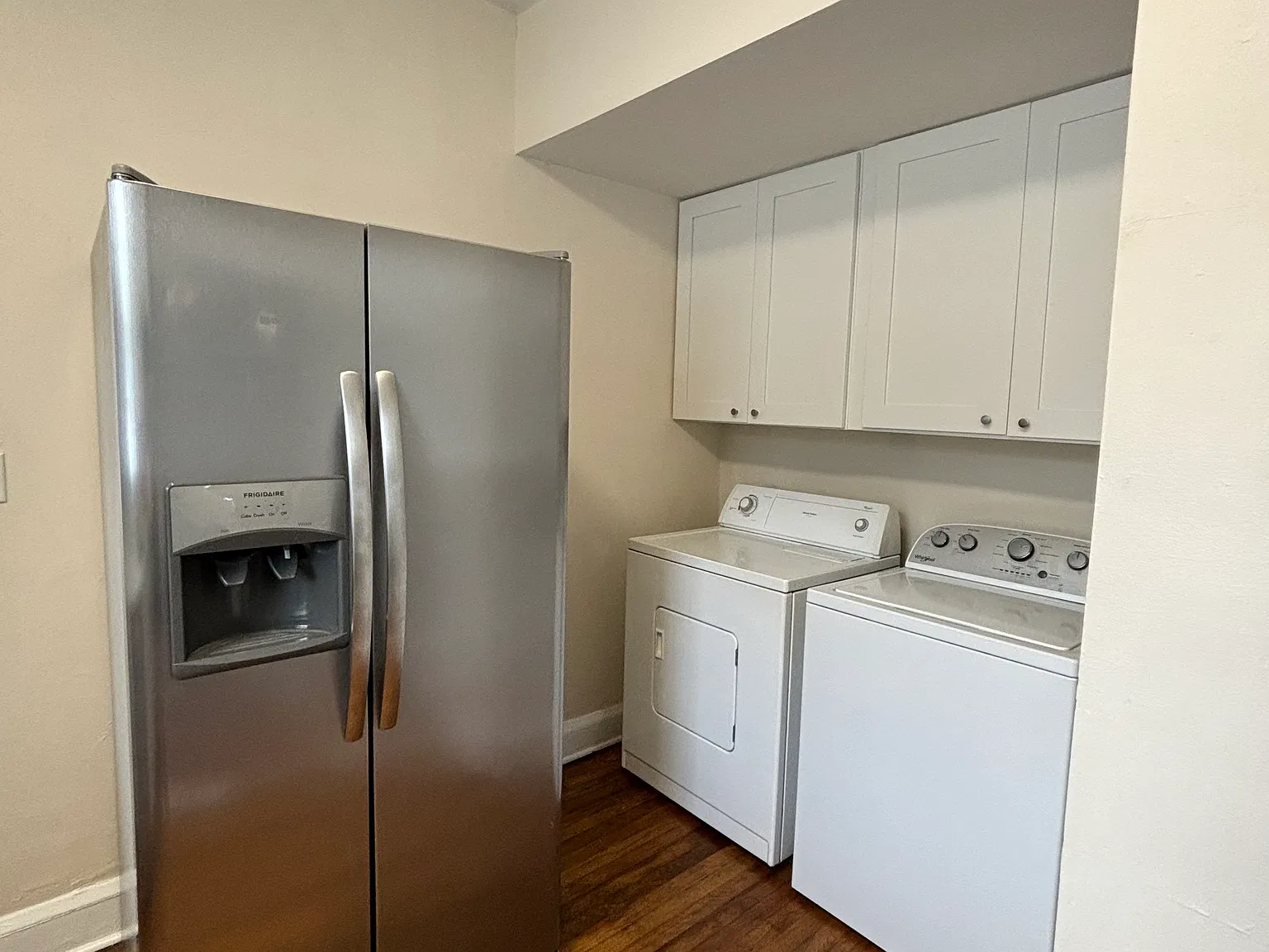 4 bed, 2192 sqft, $5,000 — Photo 2