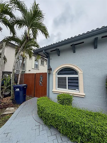 16242 SW 42nd Ter #0 Photo 1