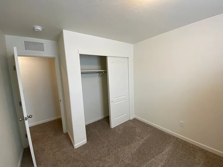 616 Mesa Canyon Ln — Photo 5