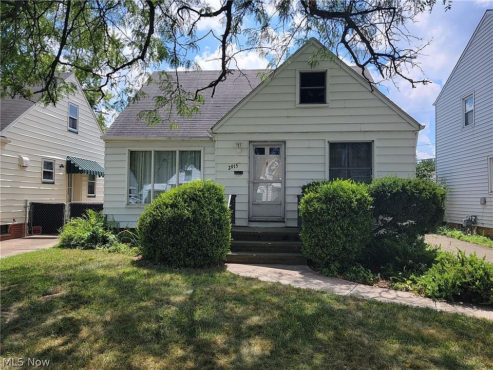 1st image of 2915 Ingleside Dr