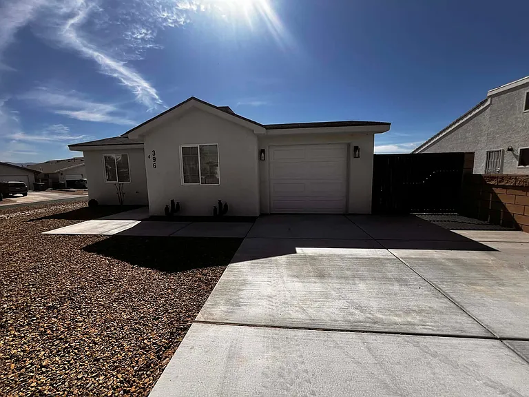 396 Riverfront Dr — Photo 138
