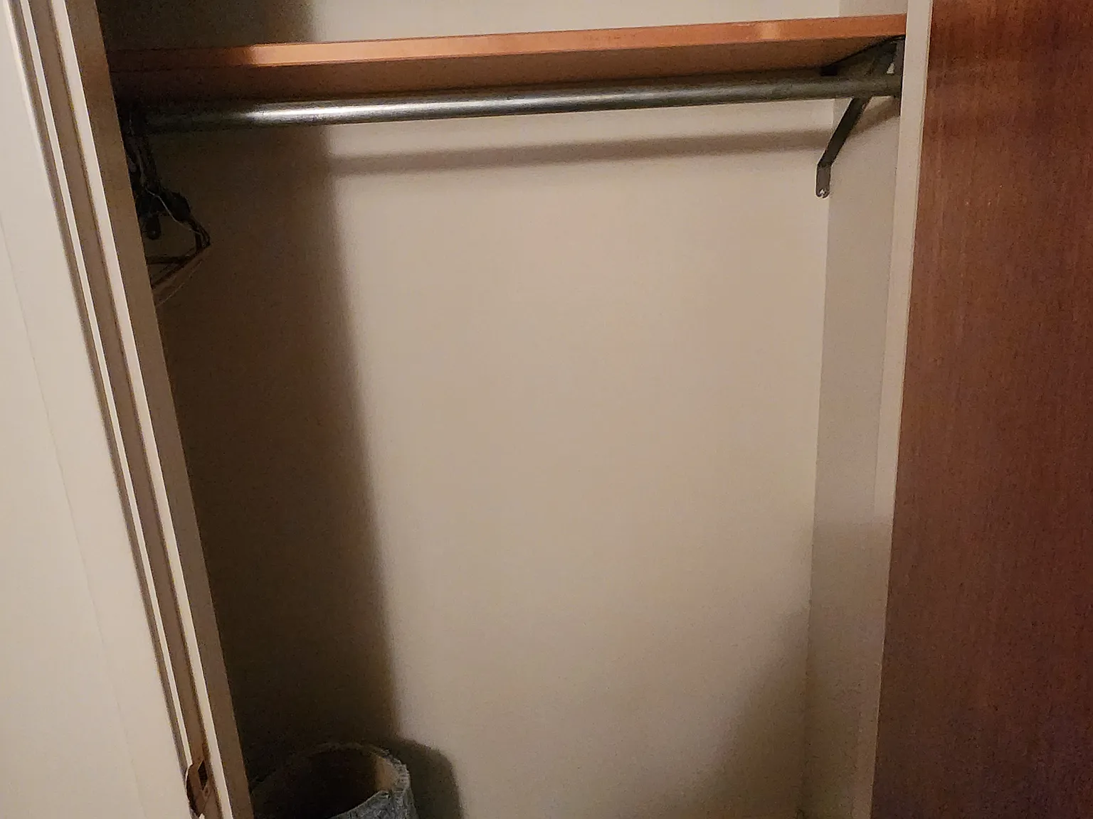 1 bed, 700 sqft, $995 — Photo 2