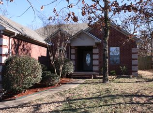 111 Traveler Ln, Maumelle, AR 72113