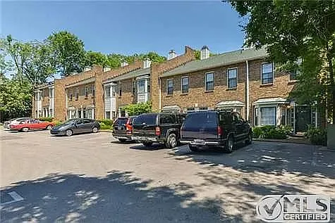 113 Fairmont Pl Photo 1