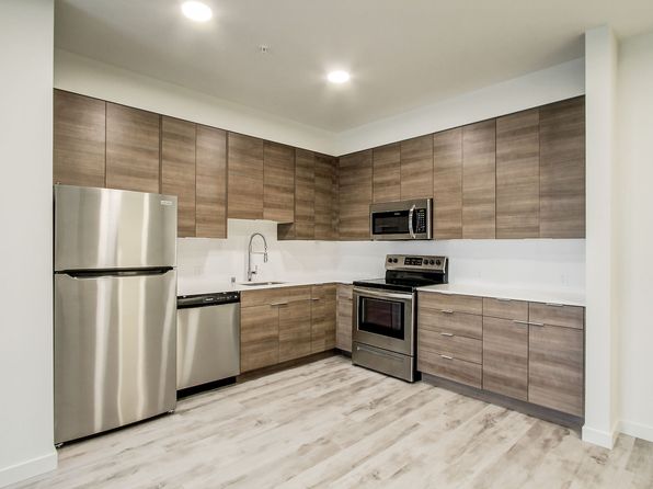 3214 Broadway #306