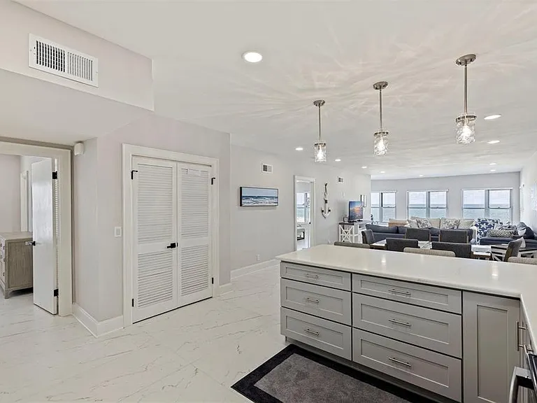 4950 Gulf Blvd #404 — Photo 14
