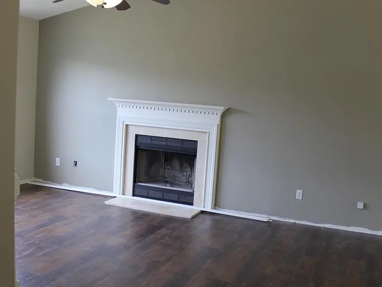 127 Fenton Xing — Photo 9
