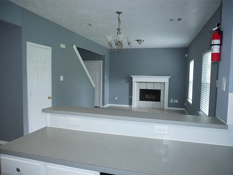 3352 Jan Ct — Photo 36