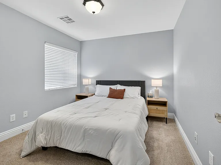 9157 Sunken Meadow Ave — Photo 5