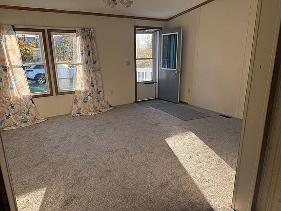 2nd image of 4 Leto Ln