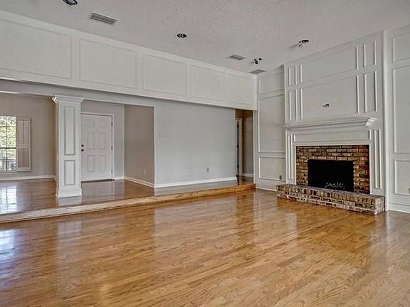 4th image of 3805 Wimbleton Ct