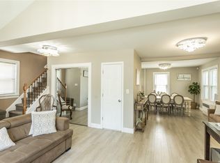 72 Hamilton Ave, Valley Stream, NY 11580