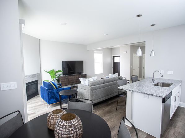 Evergreen Townhomes | 3141 E Beltline Ave NE, Grand Rapids, MI