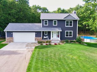 12929 Binkwoods Dr, Grand Haven, MI 49417