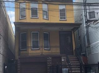 1471 Beach Ave, Bronx, NY 10460