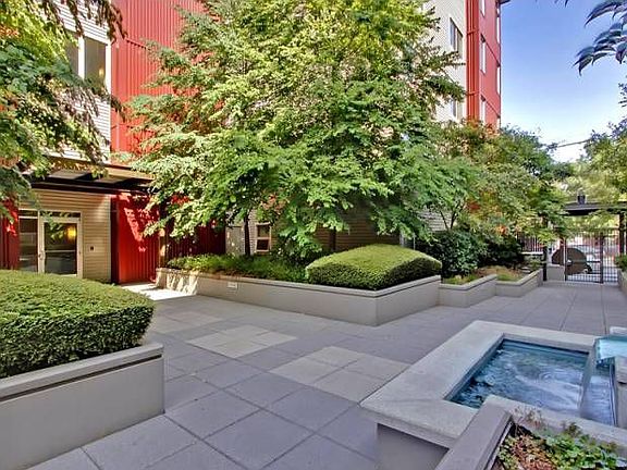 Community Courtyard