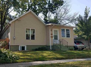 1417 W 2nd St, Waterloo, IA 50701