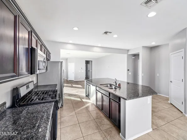 6623 E Via Jardin Verde, Tucson, AZ 85756