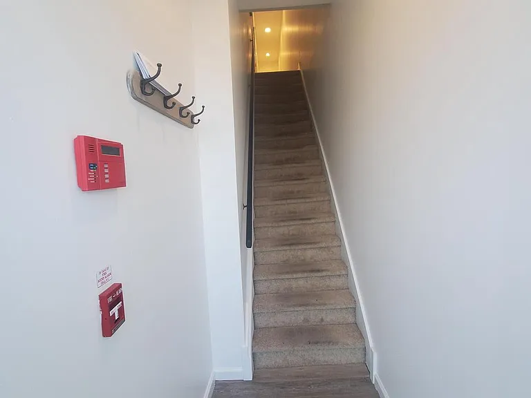 7242 Frankford Ave — Photo 2