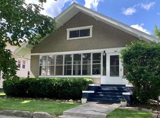 203 W Main St, Knoxville, IL