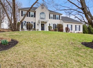 35 Stephen Dr, Glen Mills, PA 19342