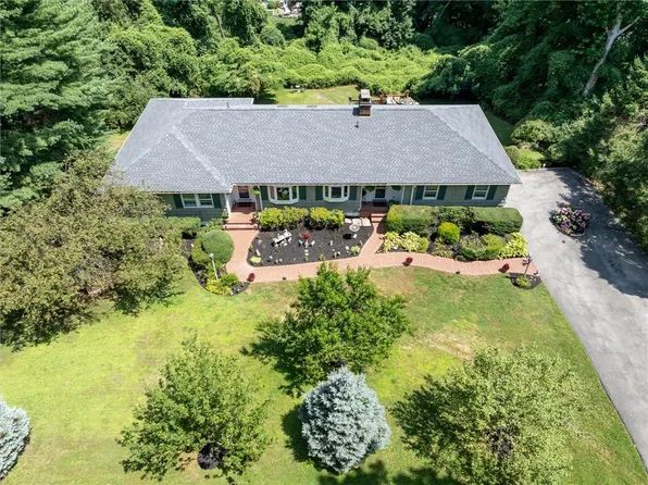 15 Stillman Lane, Pleasantville, NY 10570