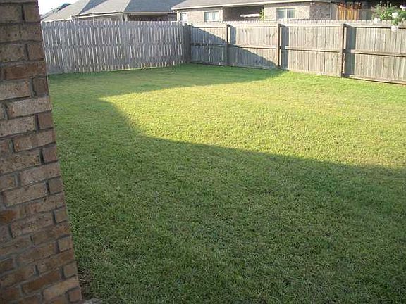 9990 SUMMER WOODS CT