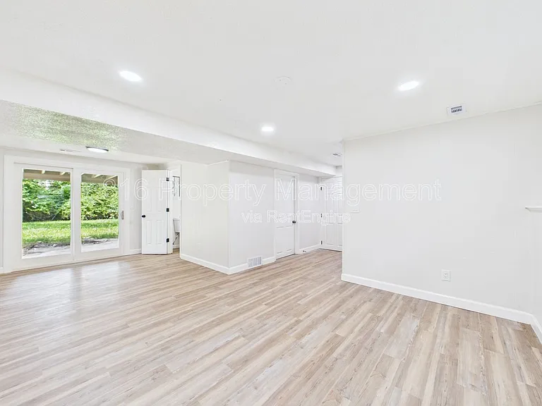 8622 E 108th Ter — Photo 27