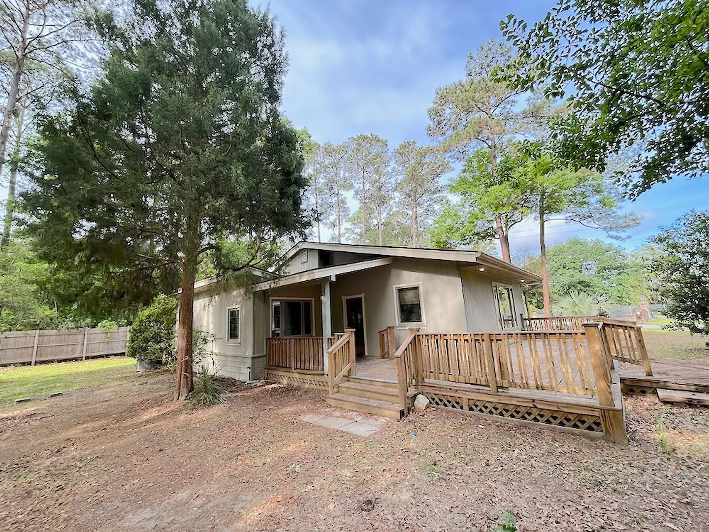 2 Bed | 2 Bath | Wilmington Island — Photo 3