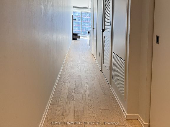 2nd image of 16 Bonnycastle St #2102