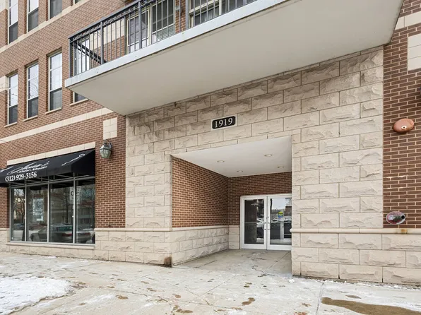 1919 S Michigan Ave Unit 205, Chicago, IL 60616